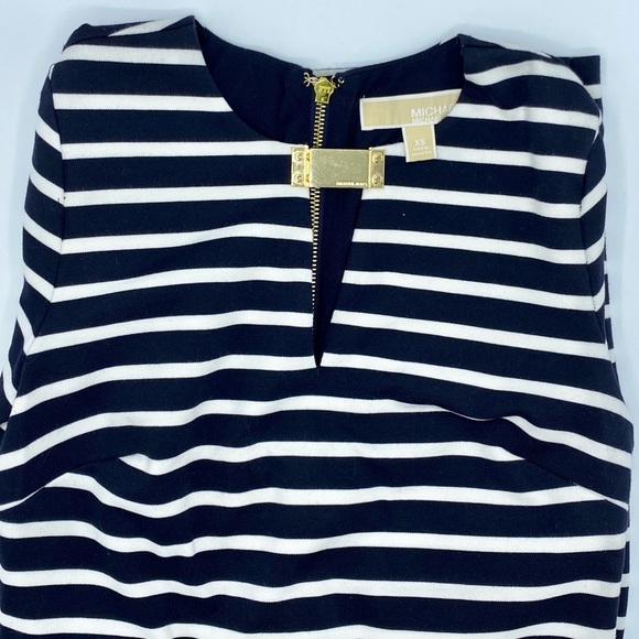 🔥MICHAEL KORS Stripe Dress🔥Size: XS - Picture 5 of 12